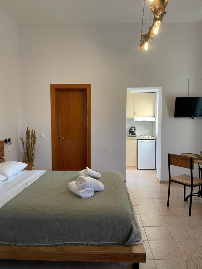 Platanos Apartment Самотраки Екстериор снимка